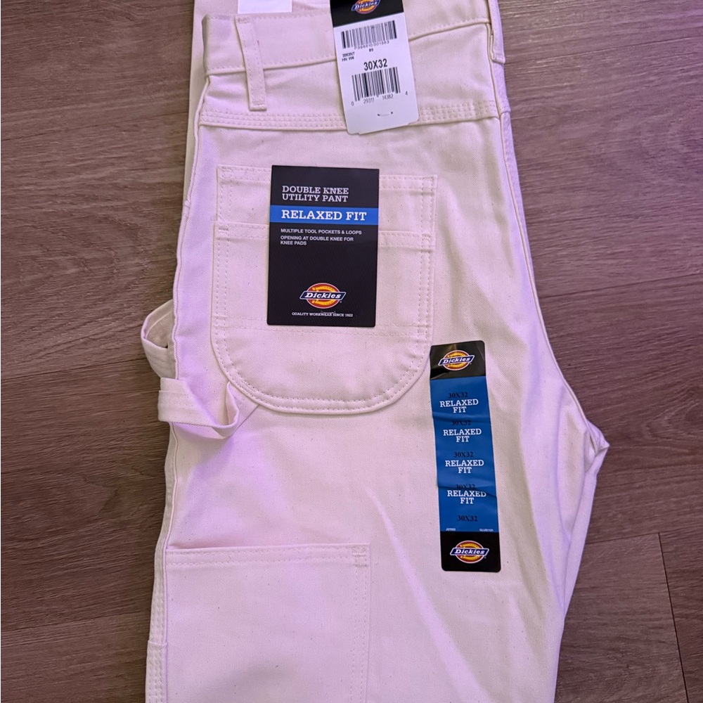 Men’s Dickies Relaxed Fit Utility Pants in Cream